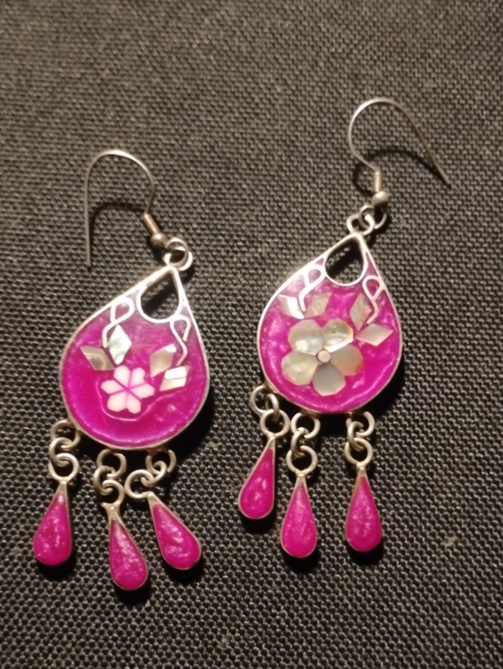 Women’s Silver  Pink Teardrop Floral Dangle Earrings